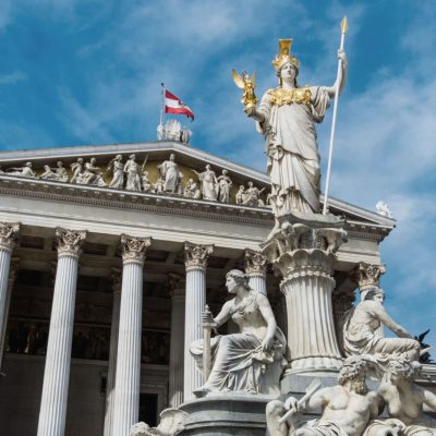 oesterreich-parlament-palas-athene-fotolia-61360073-m-c-gina-sanders-crop-1400x933